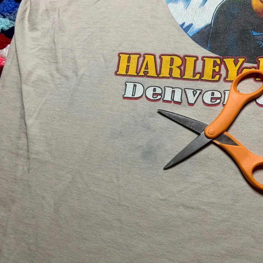 Y2K Harley-Davidson Denver 2007 Pin-Up Girl Cut Off Muscle Tank Skull Gr… - Picture 13 of 16